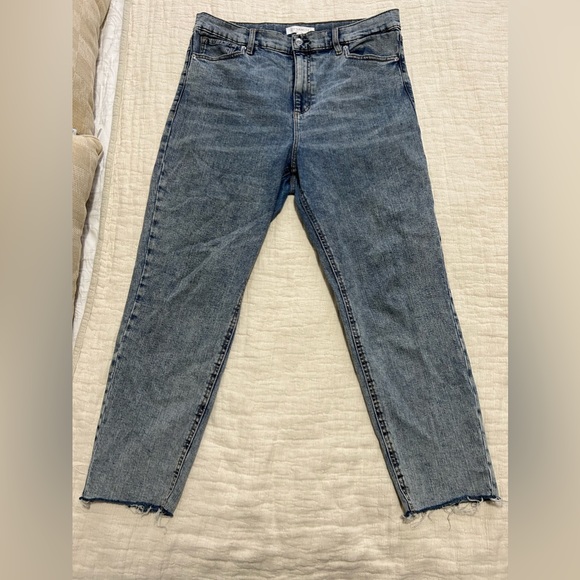 Dynamite distressed jeans - Picture 1 of 3